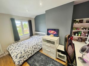 Bedroom - click for photo gallery